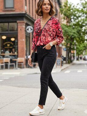 Jennifer Lopez JLo 1X NWOT Bold Pink & Black Abstract Animal Faux-Wrap Blouse